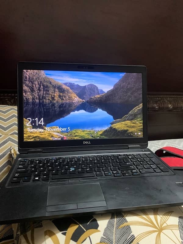 DELL Latitude 5590 |  i7 8th Generation 3