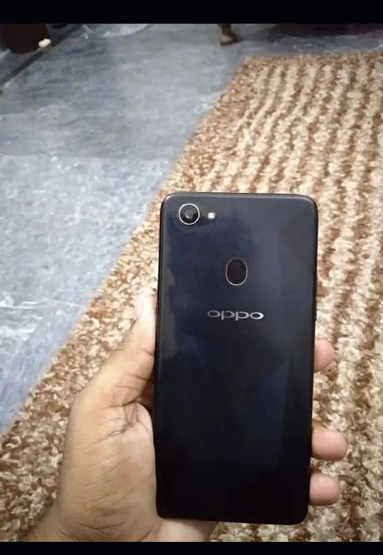 Oppo F7 4/64 All ok Exchange possible. . . 1