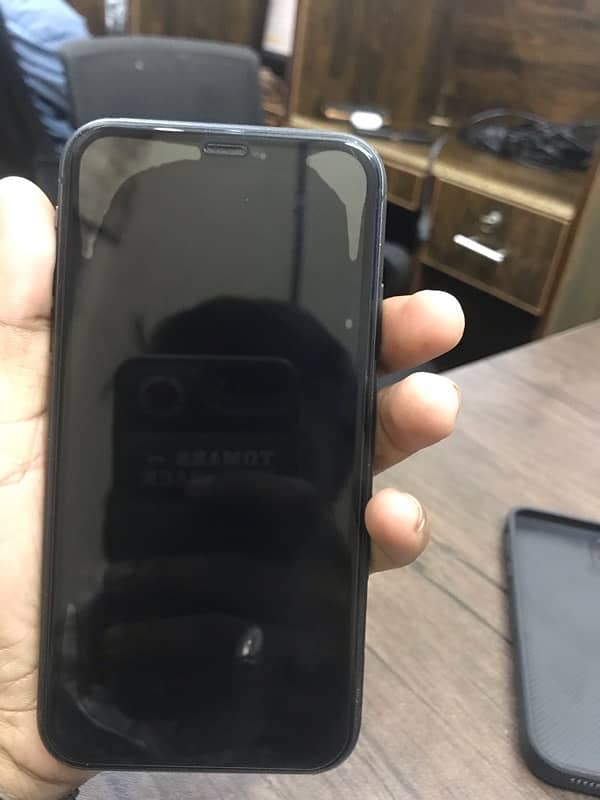 Iphone 11 Gb 64 JV ( 03104340952 6