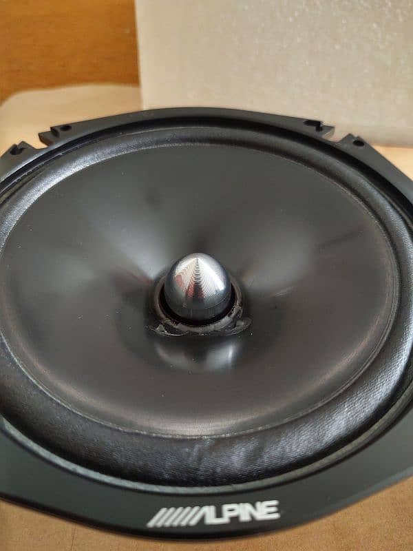 Original imported branded Geniune Japani Alpine Door speaker Havy sond 4