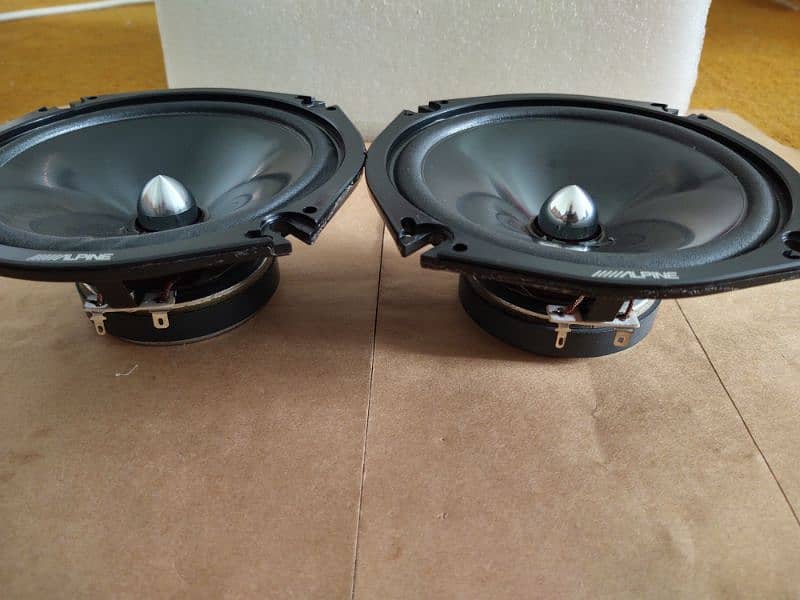 Original imported branded Geniune Japani Alpine Door speaker Havy sond 6