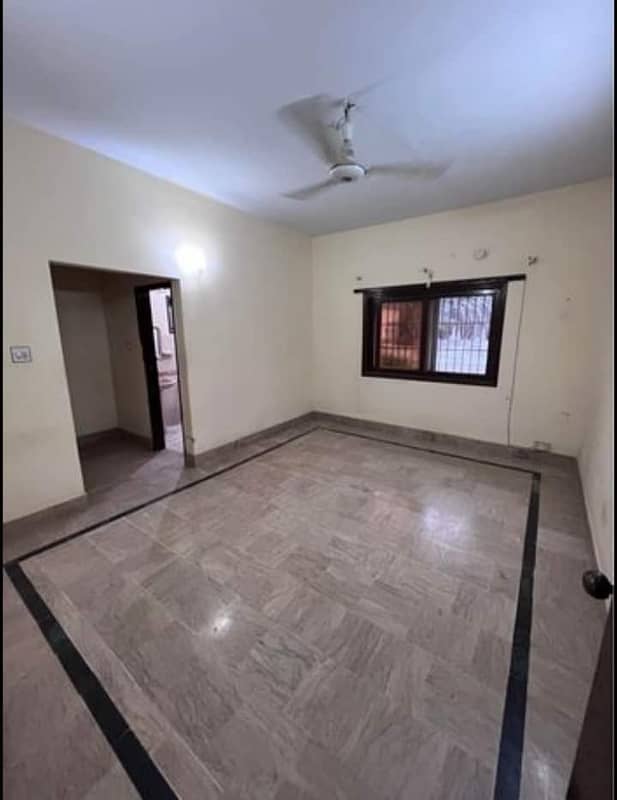 gulshan e iqbal block 5 portion 2nd floor 3 bed lounge available for rent 1