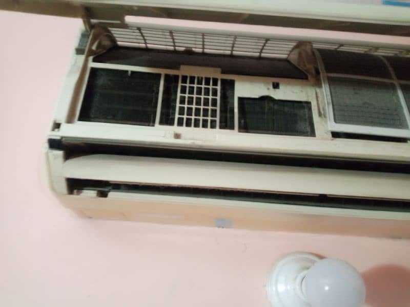 PEL air conditioner for sale in genuine condition 4