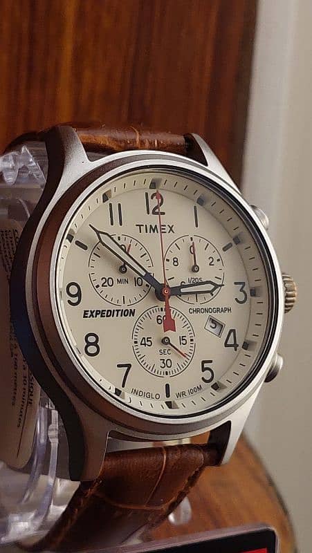 Timex Scout Expedition chronograph - rare white dial 0