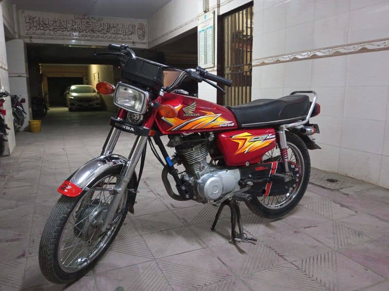 Honda 125 Karachi number 3