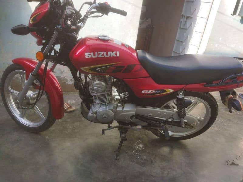 Suzuki 110 2023 3