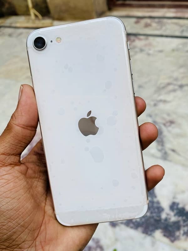 IPHONE SE 2020 WHITE 0