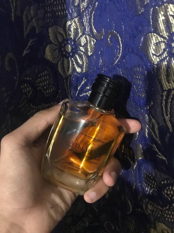 gentleman perfume 3