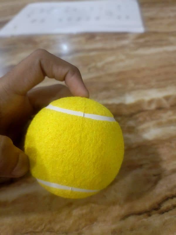 tenis ball gassi ball hn apni marzi Ki stemp lagwye warranty waly ball 2