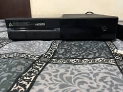 Xbox one // 500 gb