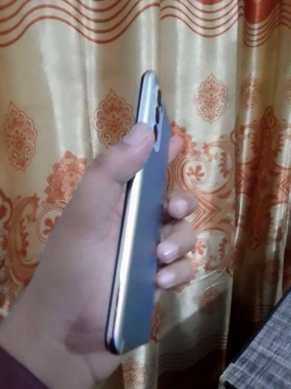 Oppo Reno 5 8/128 3