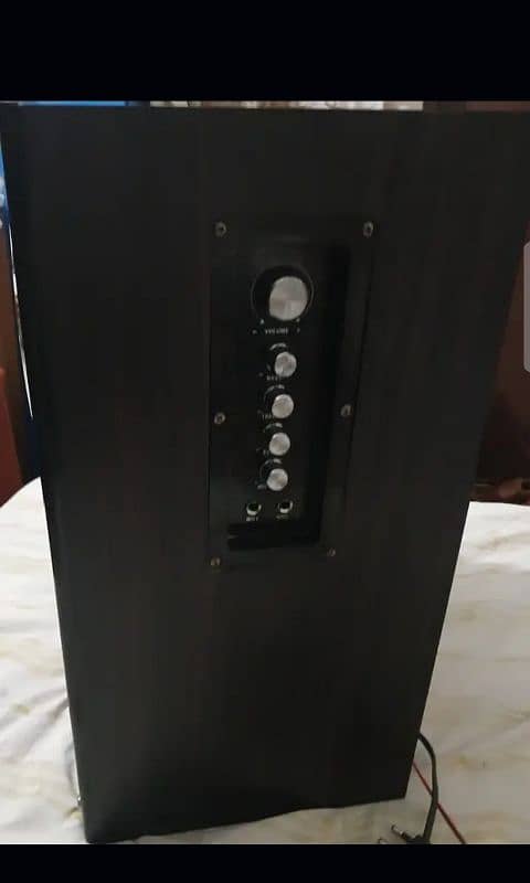 audionic woofer speaker exchange laptop an other 1