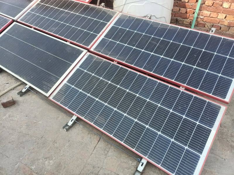 solar 6 plates 180 watts with stands and charg controler 1