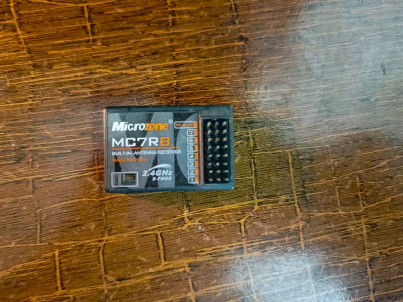 Microzone MC6C 2.4GHz Transmitter + Receiver 4