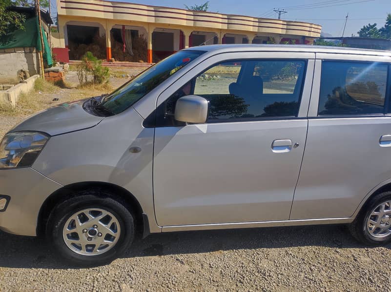 Suzuki Wagon R 2018 5