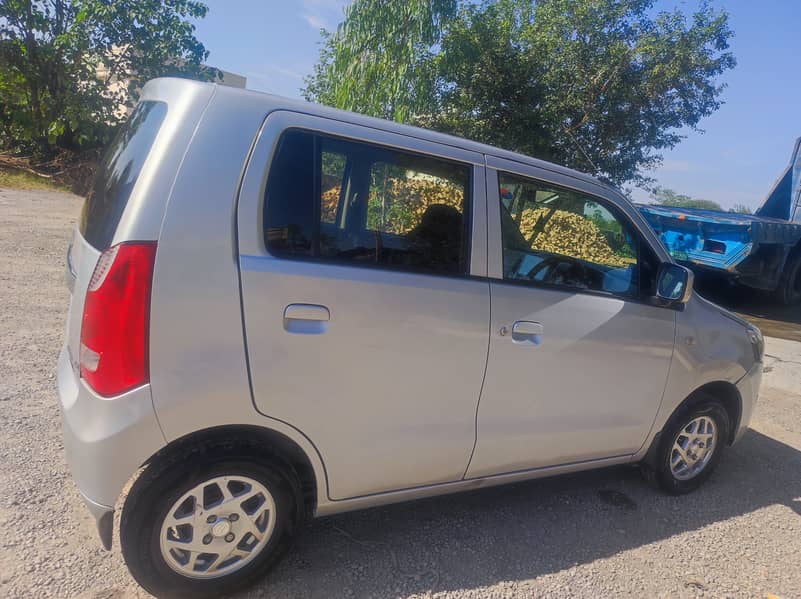 Suzuki Wagon R 2018 7