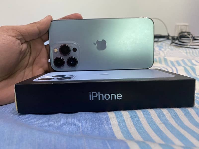 iphone 13 pro Pta approved 4