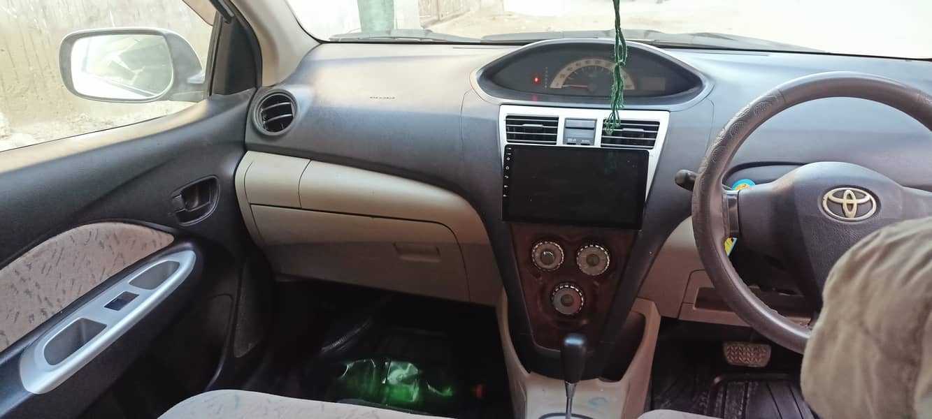 Toyota Belta 2007 6