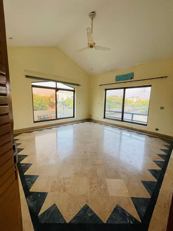 1 Kanal 3 Bed Portion For Rent Available in Dha Phase 1 1