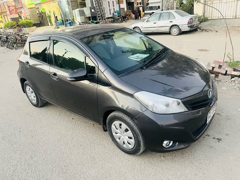 Toyota Vitz 2017 registered, 2