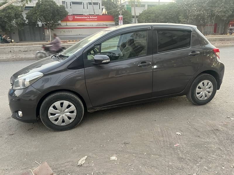 Toyota Vitz 2017 registered, 5