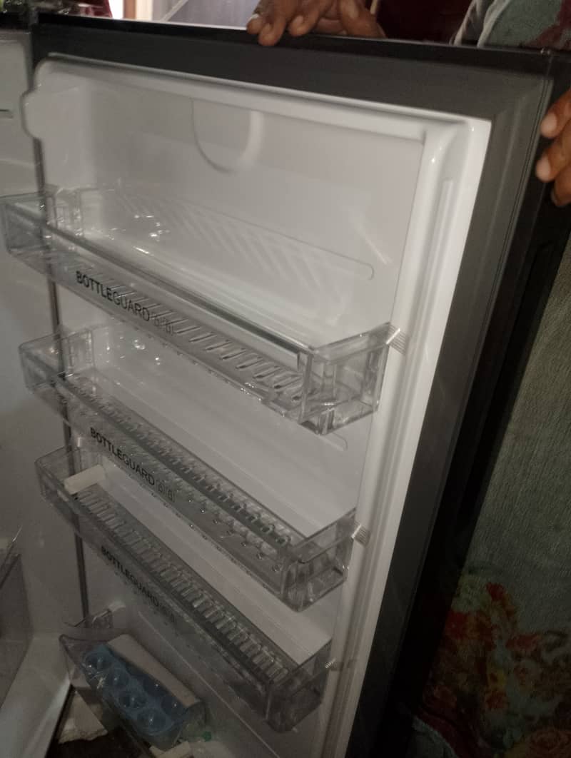 Haier Refrigerator HRF 336 8