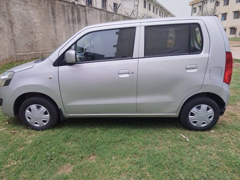 Suzuki Wagon R 2017 1