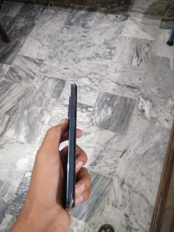 Infinix hot 40i 8 128 3