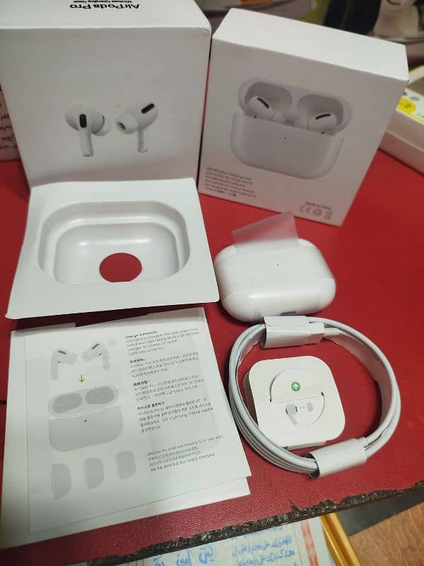 Air pods pro with free case 3