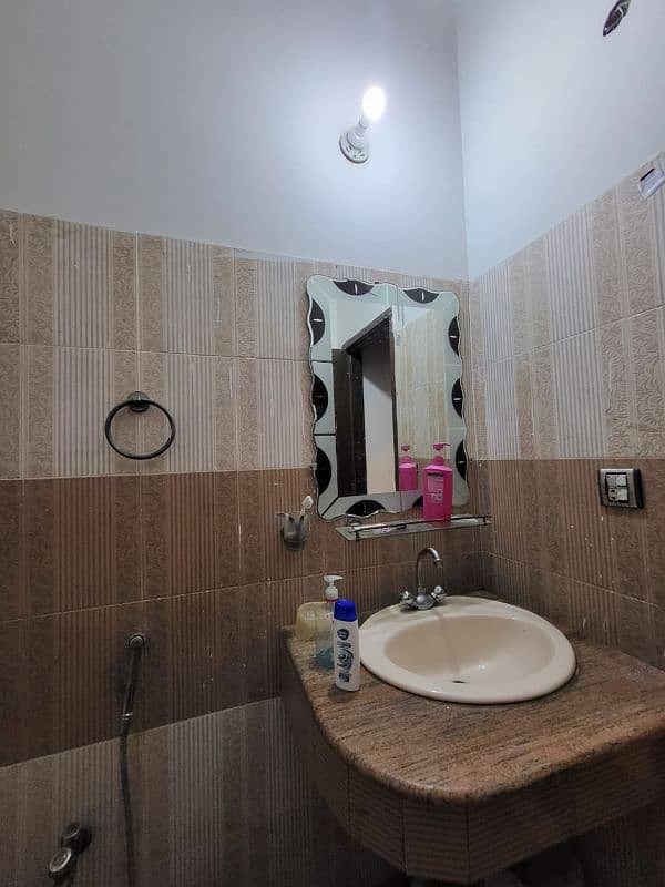 Furnished 5 Marla House For Rent in Bahria Town Lahore 12