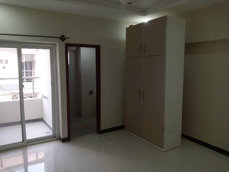 4 Bed Unfurnished apartment 2