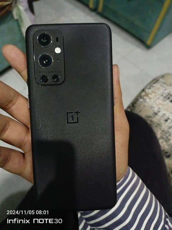 OnePlus 9 Pro 2