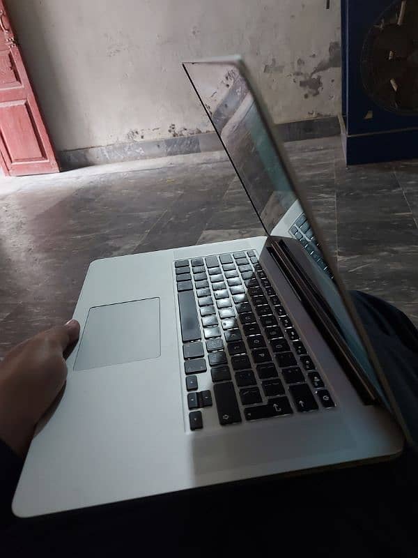 Macbook pro 2015 8