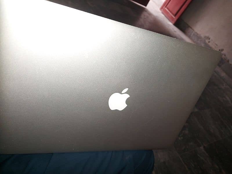 Macbook pro 2015 10