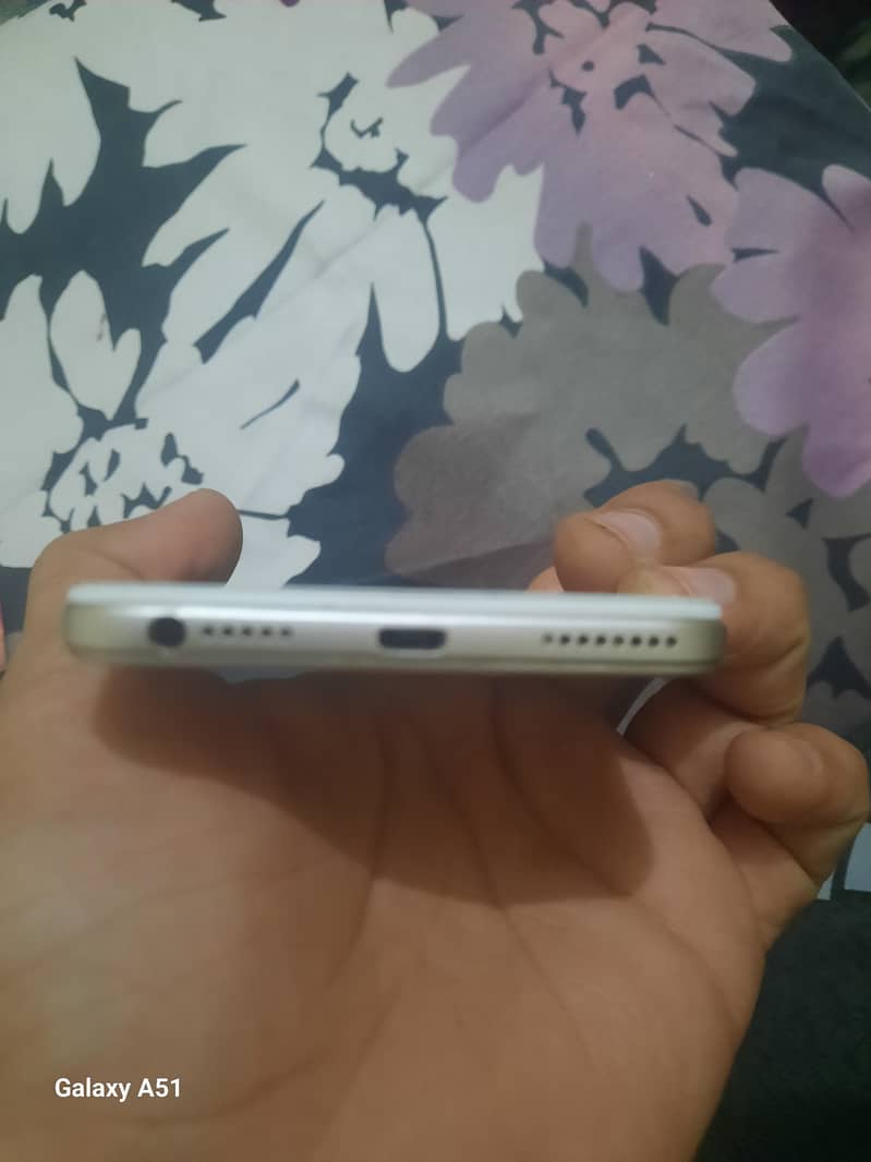 oppo F1s 2