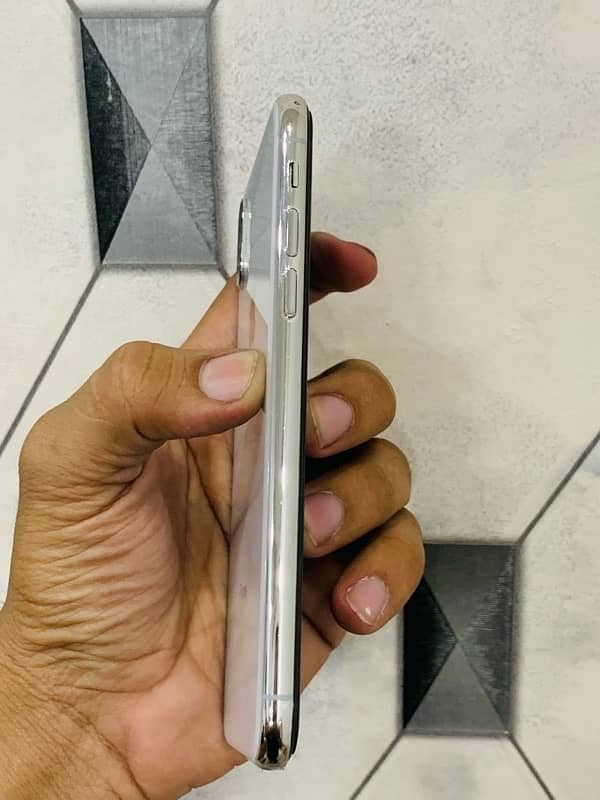 iPhone x new condition (exchange possible with up model pta or non pta 3