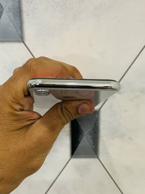 iPhone x new condition (exchange possible with up model pta or non pta 4