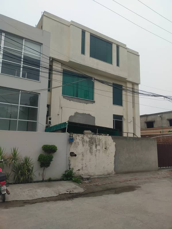 1 Kanal Commercial 4 Story Building Available For Rent 4