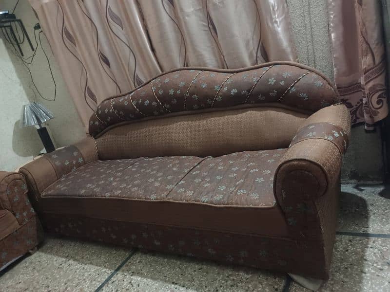 5 seater used sofa for sale 0