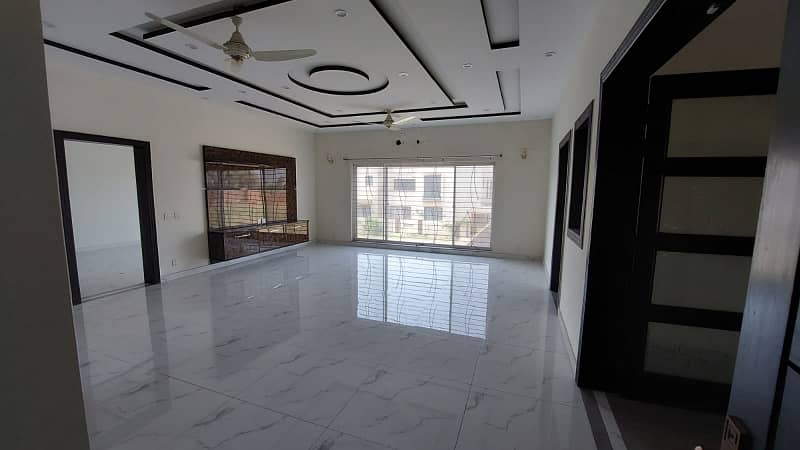 1 KANAL LUXRY UPPER PORTION FOR RENT IN BAHRIA TOWN LAHORE 13