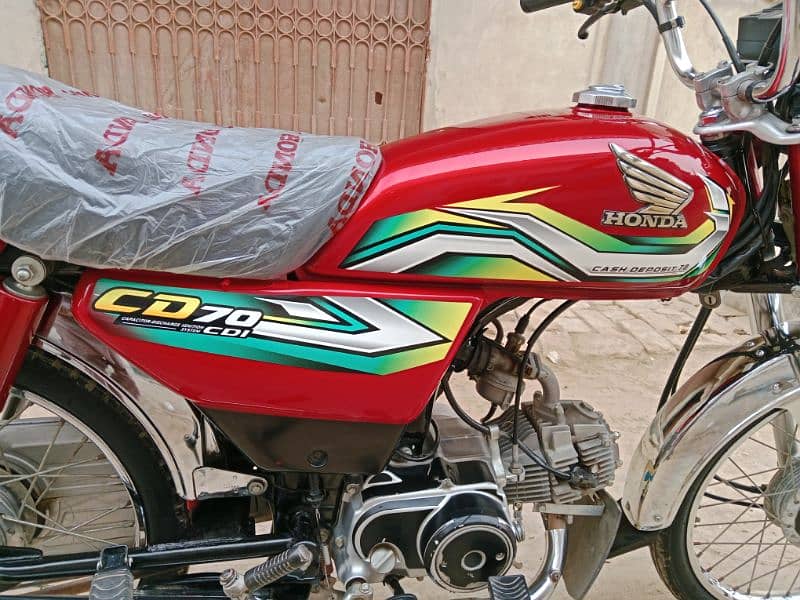 Honda CD 70 motorcycle for sale model 2023/03057210160/03456561380 3