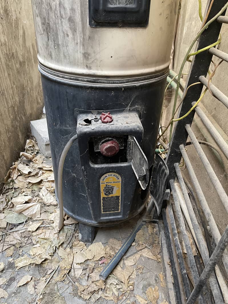 Gas Geyser for sale . . 5