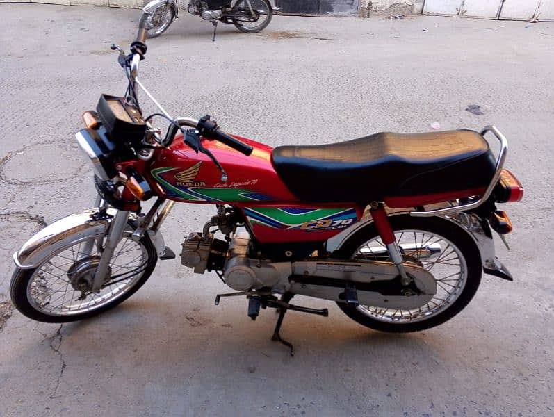 Honda 70 CD 0