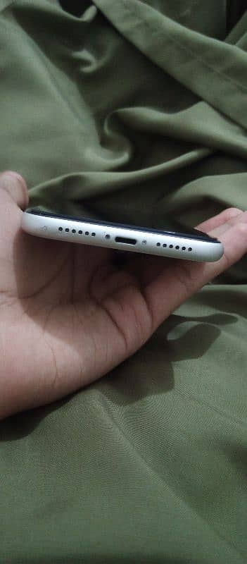 iPHONE 11 NON PTA 1