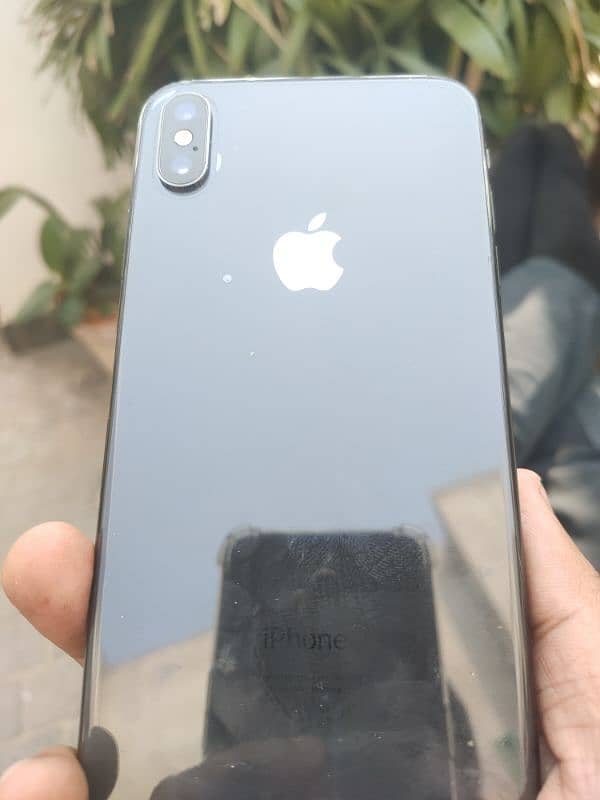 iphone XSMax 64 Gb PTA Approved 4