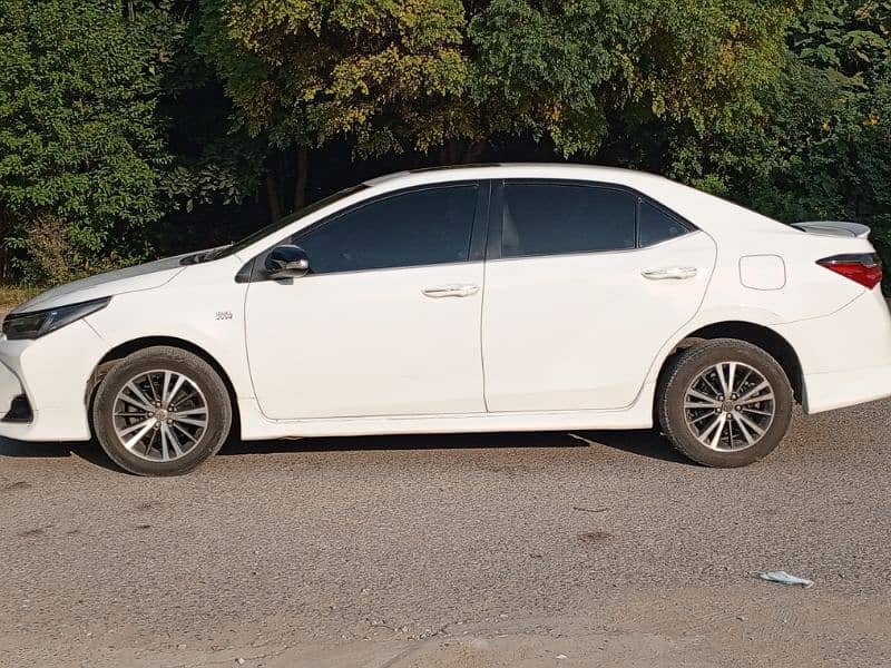 Toyota Altis Grande 2017 6