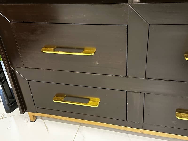 Console with drawers 5