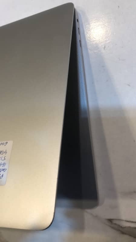 Macbook pro 2016.15” For sale 3