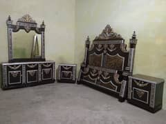 complete bed set new candetion for sale in Lahore