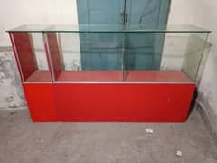 3 Counter 12 mm Glass for Sale with Racks and glass shelves